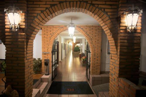 Foto de las zonas nobles de Hotel Maria De Lourdes