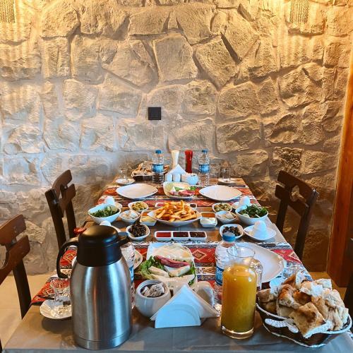 Foto de restauración de Anatelein Boutique Cave Hotel