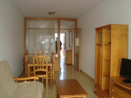 Foto de una habitación de Apartamentos Alpen1 Paseo Marítimo