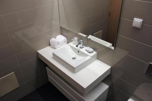 Bathroom – Apartamentos Turisticos da Nazare