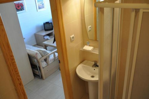 Foto del baño de Apartamentos Emejota