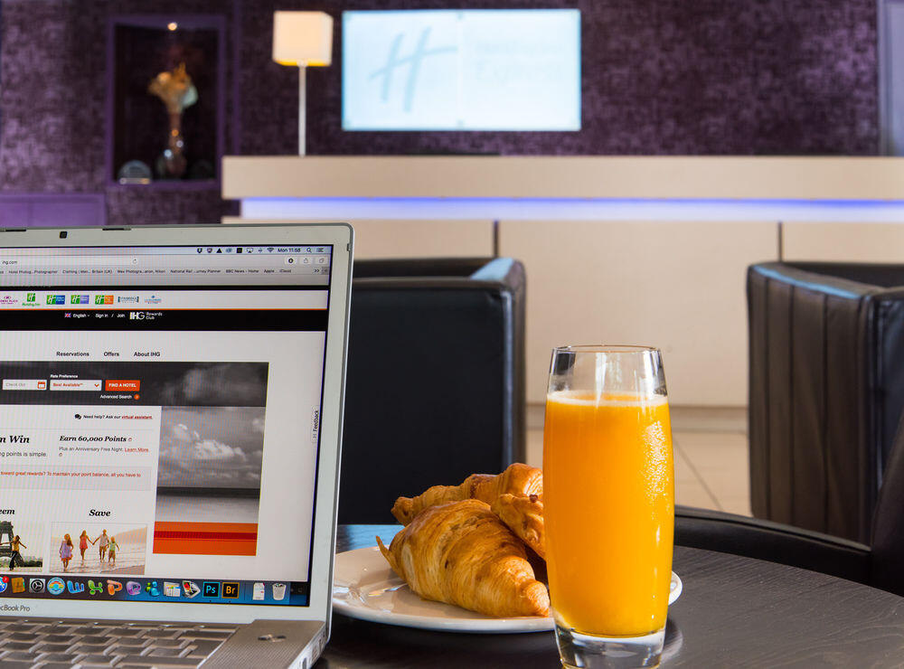 Foto general de Holiday Inn Express Swindon West, an IHG Hotel