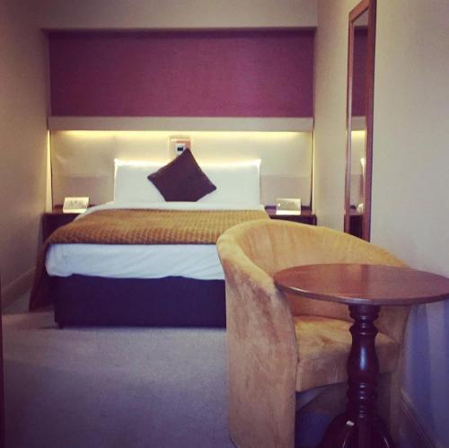 Foto de una habitación de The Farnham Arms Hotel