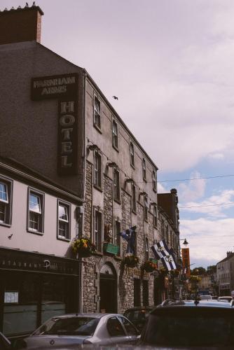 Foto del exterior de The Farnham Arms Hotel