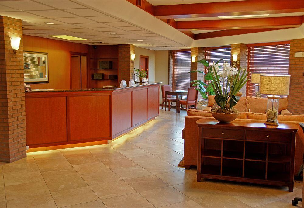 Photo – Hotel Country Inn &amp;amp; Suites by Radisson, Traverse City, MI