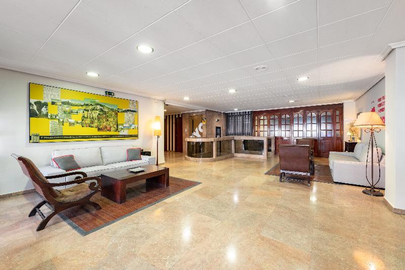 Photo – OYO Hotel Francabel