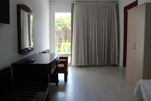 Foto de una habitación de Hotel Gül Otel