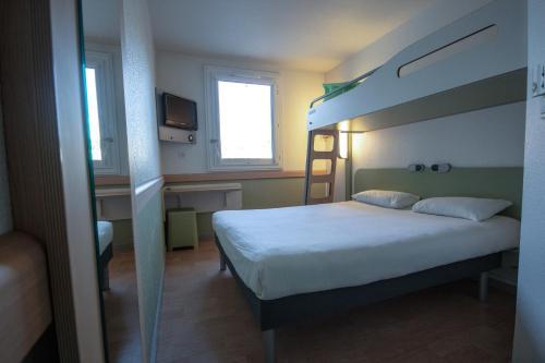 Foto de una habitación de Hotel ibis budget Bordeaux Sud