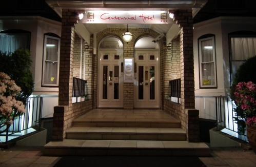 Foto del exterior de Centennial Hotel