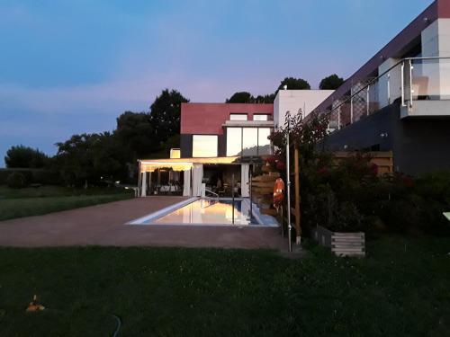 Foto del exterior de Hotel Arbe