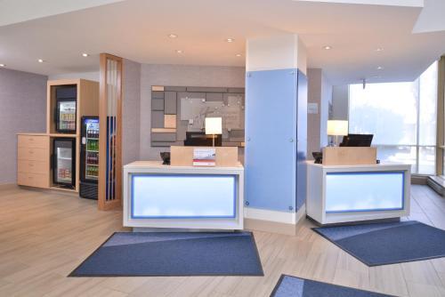 Foto de las zonas nobles de Holiday Inn Express &amp;amp; Suites Buffalo Downtown, an IHG Hotel