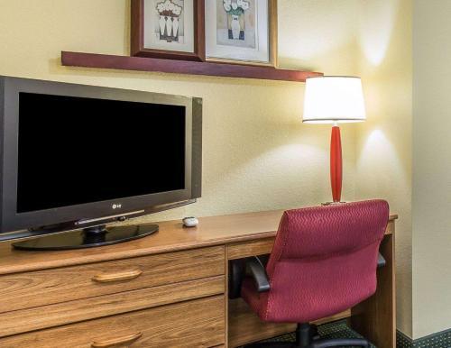 Photo – Suburban Extended Stay Hotel Fort Myers Cape Coral