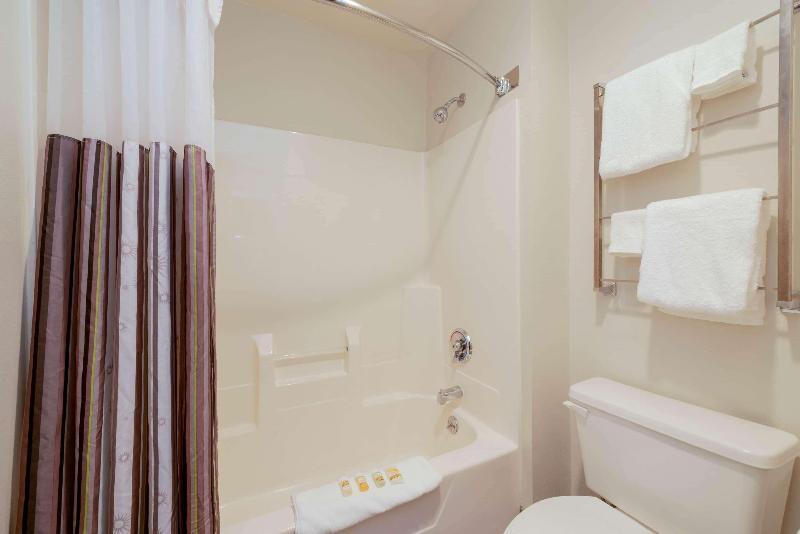 Foto general de Hotel La Quinta by Wyndham Cleveland Macedonia
