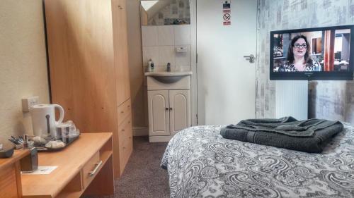 Room – Bed-and-Breakfast Kirk Lea Guest House