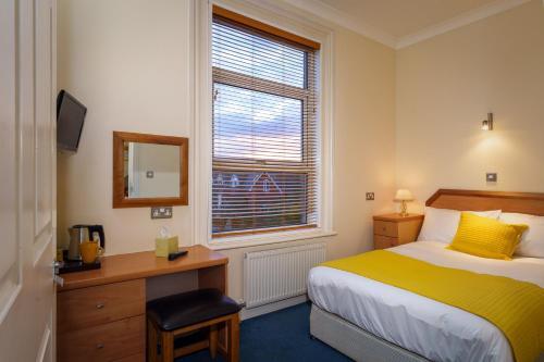 Foto de una habitación de St Andrews Hotel