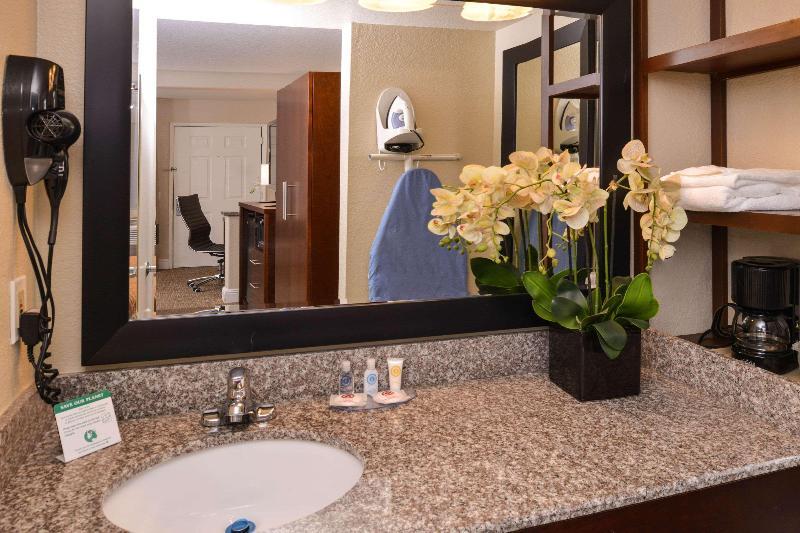 Foto general de Hotel Comfort Inn &amp;amp; Suites Near Folsom Lake