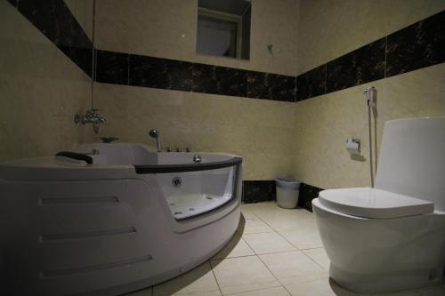 Room – Aparthotel Ronza Land