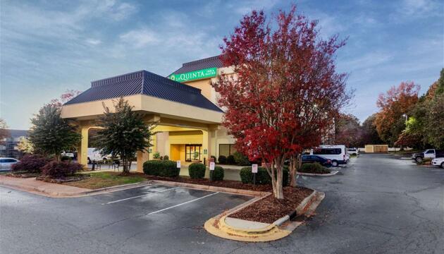 Foto de Hotel La Quinta Inn &amp; Suites by Wyndham Charlotte Airport North