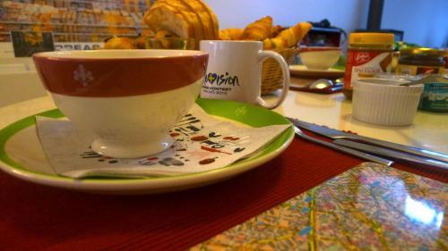 Photo – B&amp;amp;B Home &amp;amp; the City