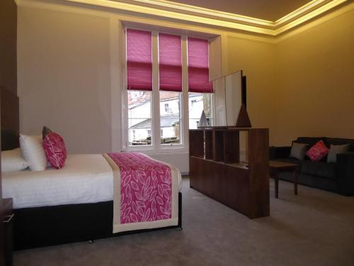 Room – Aparthotel Court Residence