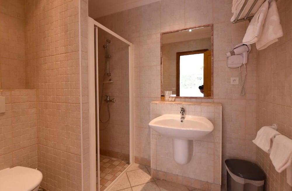 Foto de una habitación de Hotel Arena restaurant le Refuge