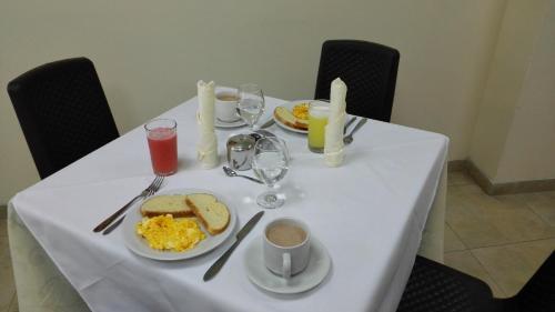 Foto general de Hotel Milán