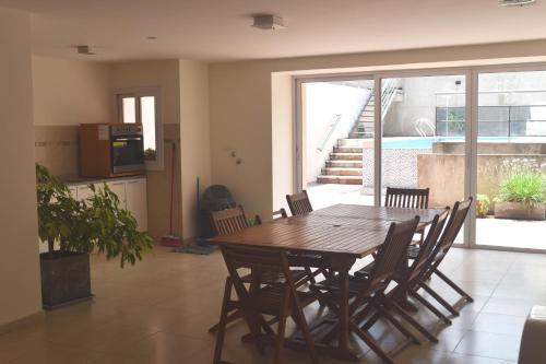 Foto de una habitación de Alquileres Vacacionales Departamento superior en barrio General Paz
