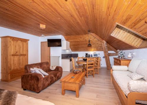 Foto de una habitación de Bed-and-Breakfast Chambre d&amp;#039;Hôtes la Combe Fleurie