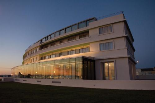 Photo – Midland Hotel