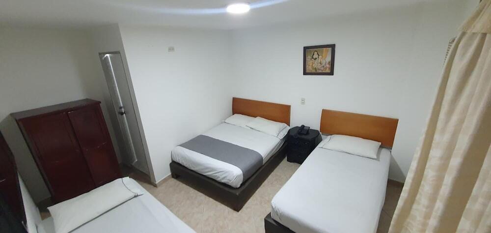 Hotel Gran Imperio, Medellín. Desde 34.01€ - Central de Reservas