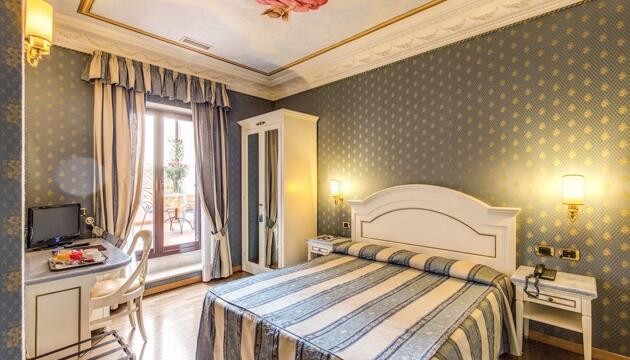 Photo – Hotel La Lumiere Di Piazza Di Spagna