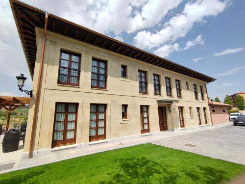 Foto general de Bed-and-Breakfast Torre de Briñas - Private Resort