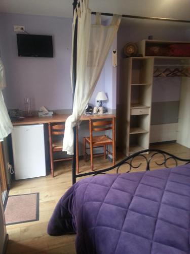 Foto de una habitación de Chambres d&amp;#039;hôtes l&amp;#039;Erable