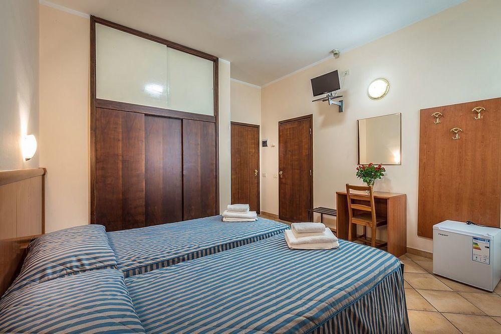 Foto general de Hotel Real Ristorante e Pizzeria PARKING FREE !!!