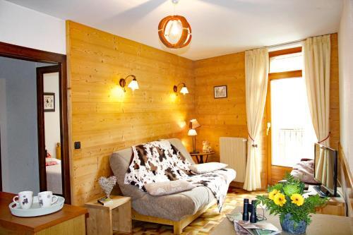 Foto de una habitación de Casas y chalets Maison Salina