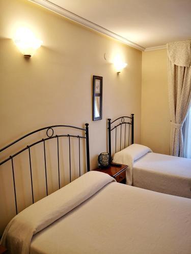 Foto de una habitación de Hostal Alcántara