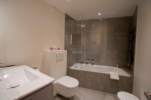Foto de una habitación de La Villa Emeline - Apartment Emilie