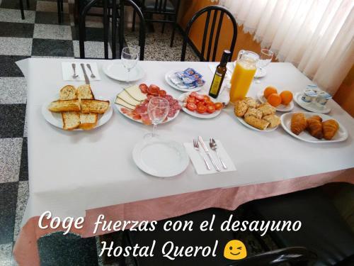 Foto de una habitación de Hostal Querol