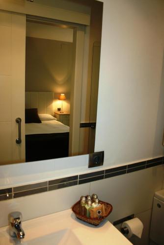 Foto de una habitación de Montseny Suites &amp;amp; Apartments