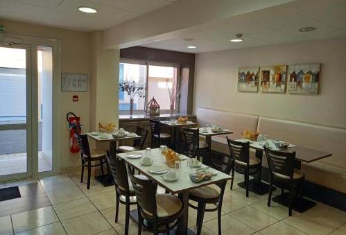 Foto general de Hôtel SABLES D&amp;#039;O et son restaurant LE 16 BIS
