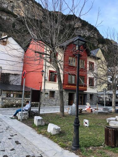 Foto general de APARTAHOTEL CANFRANC