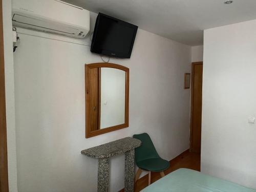 Foto de una habitación de Hotel Braganca Oporto