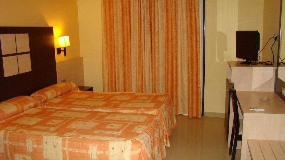 Foto de una habitación de Hotel Ciutadella