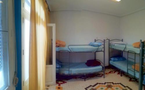 Foto de una habitación de Albergue Internacional de Teruel City Backpackers