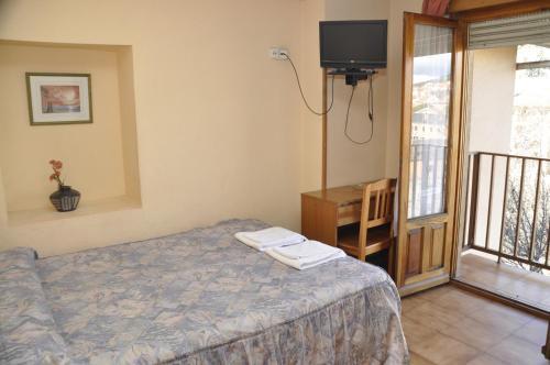 Room – Hotel Tres Arcos