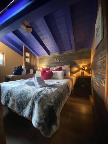 Foto de una habitación de Casas y chalets Le Petit Nid d&amp;#039;amour
