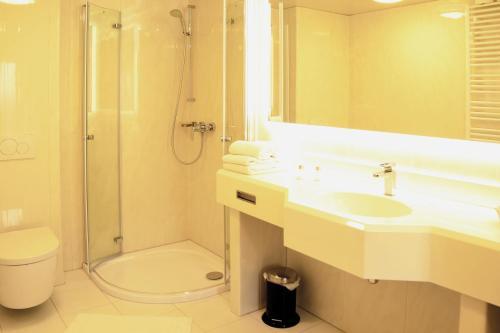 Foto de una habitación de Hotel &amp;amp; Restaurant Bei Baki