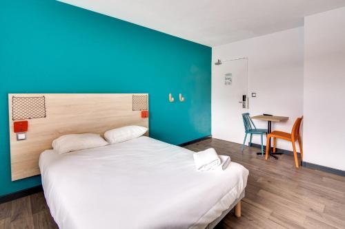 Foto de una habitación de HotelF1 Bourges Le Subdray Rénové