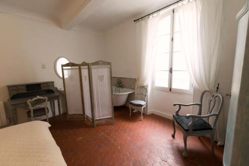 Room – Les Chambres De Charlotte
