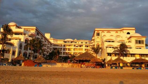 Foto de Alquileres Vacacionales Maz4you Beachfront Condo